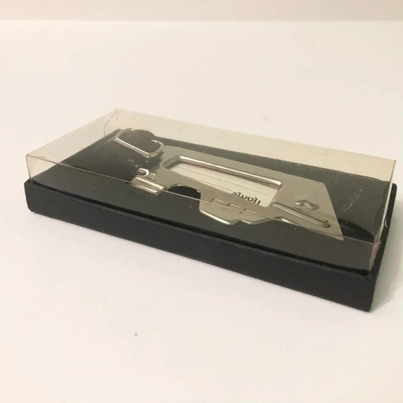 Kate Aspen Metal Luggage Name  Tag - Picture 14 of 14